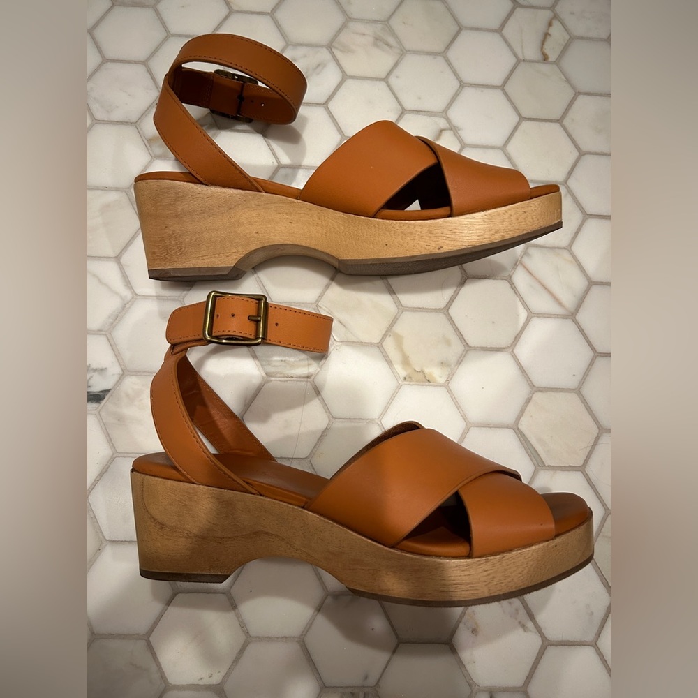 Everlane The Clog Sandal - Picture 5 of 6
